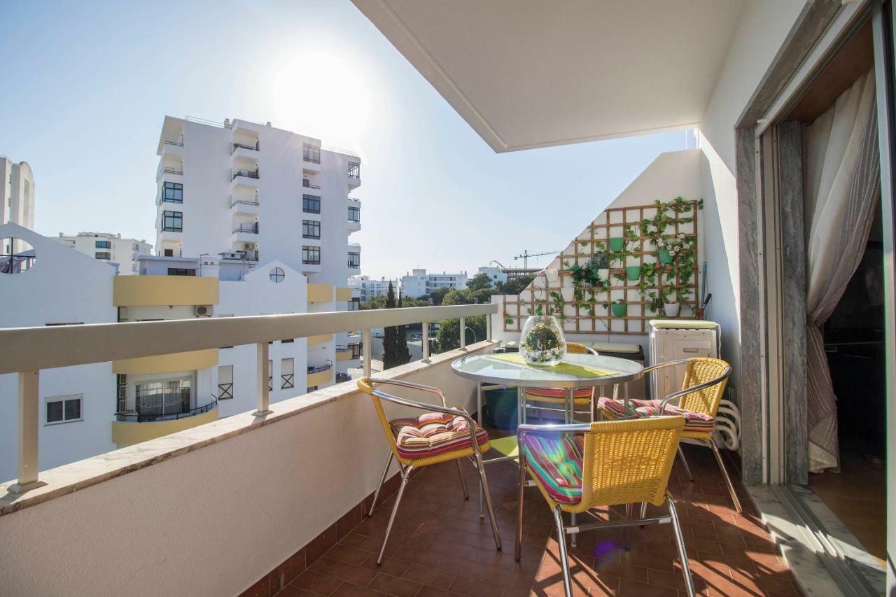 Beach And Bliss In Algarve Quarteira Exterior photo
