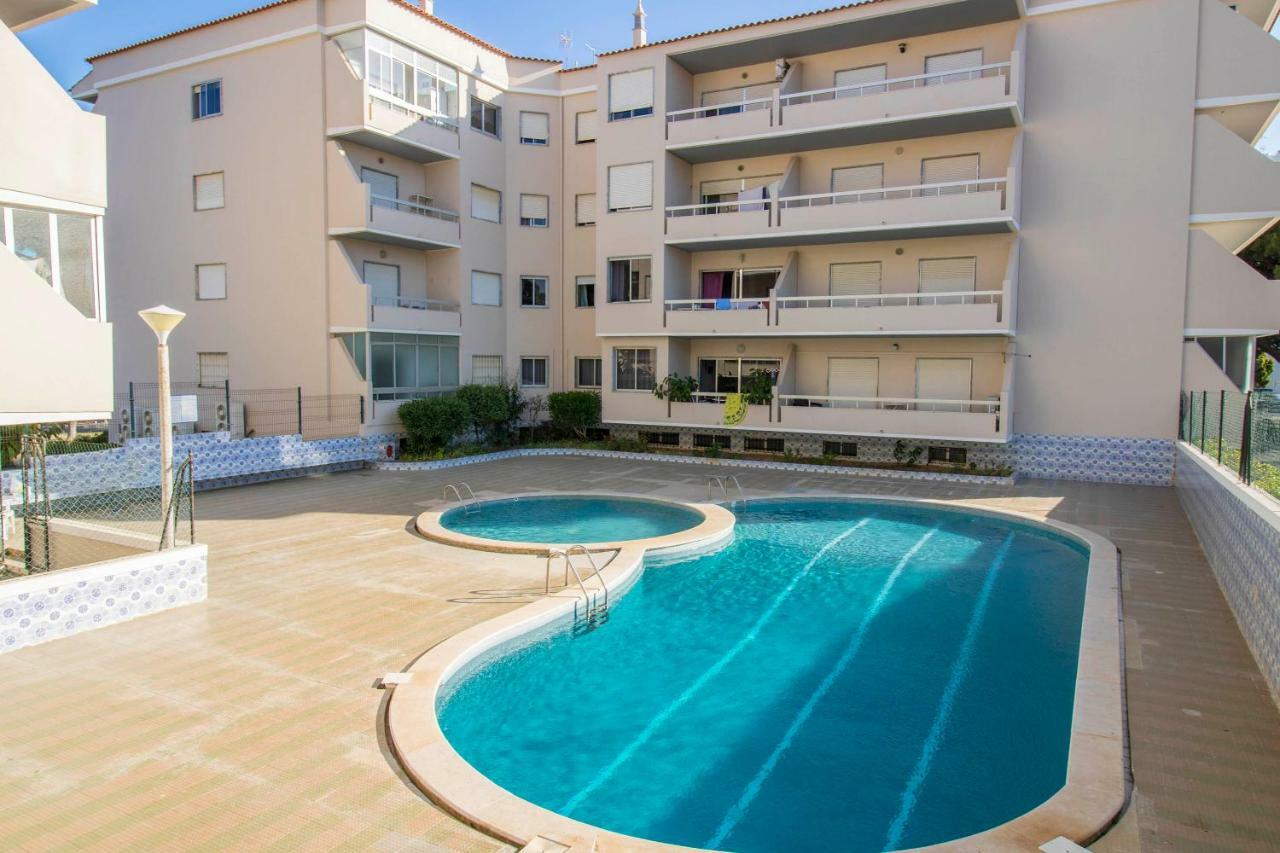 Beach And Bliss In Algarve Quarteira Exterior photo